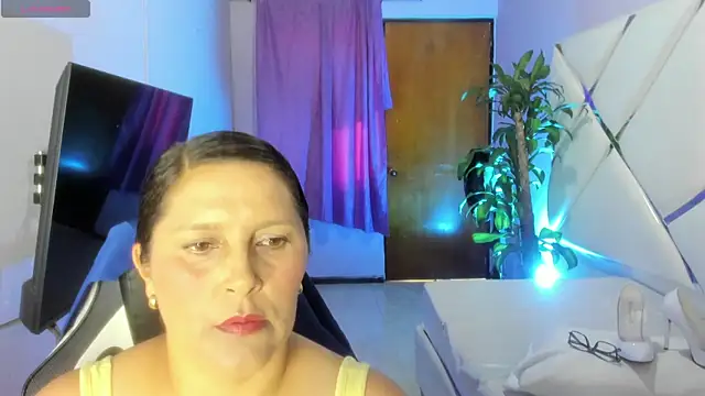 KikaDuque online show from 01/14/26, 07:50