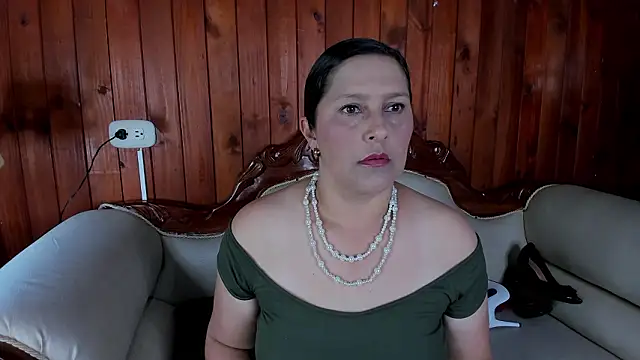 Snapshot of KikaDuque chatting on 03/17/26, 07:50 KikaDuque online show from 03/17/26, 07:50