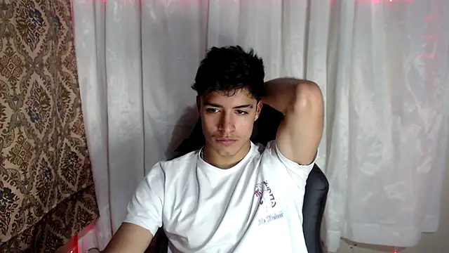 Snapshot of jacobbiker chatting on 11/08/25, 05:55 jacobbiker online show from 11/08/25, 05:55