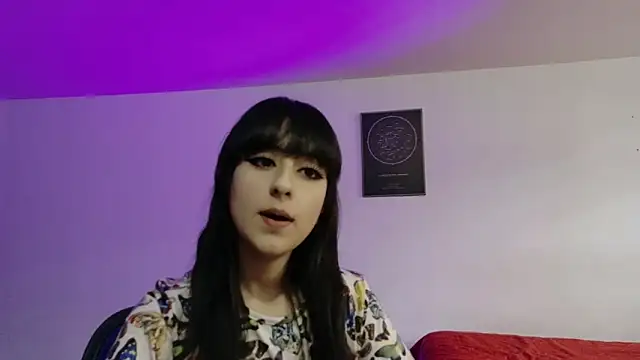 atenea dragon   online show from 04/08/26, 08:32