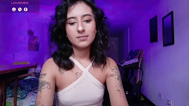 atenea dragon   online show from 11/25/25, 07:58