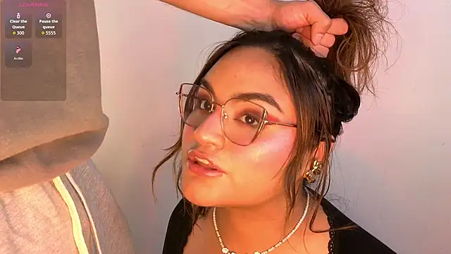 laurale phillipe online show from 02/16/26, 11:24