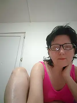 Snapshot of Vera_Elle chatting on 04/08/26, 05:58 Vera Elle online show from 04/08/26, 05:58