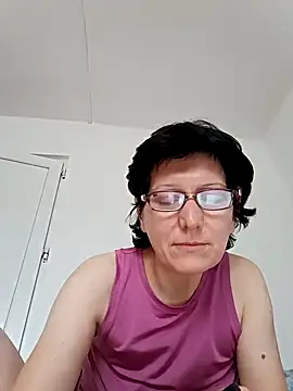 Vera Elle online show from 11/12/25, 12:53