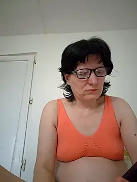 Snapshot of Vera_Elle chatting on 03/30/26, 03:13 Vera Elle online show from 03/30/26, 03:13