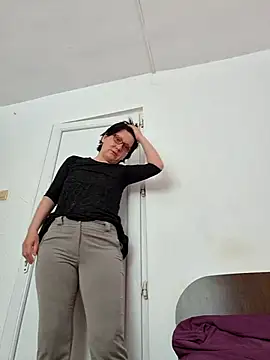 Snapshot of Vera_Elle chatting on 05/12/26, 06:32 Vera Elle online show from 05/12/26, 06:32