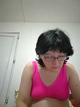 Snapshot of Vera_Elle chatting on 03/28/26, 06:31 Vera Elle online show from 03/28/26, 06:31