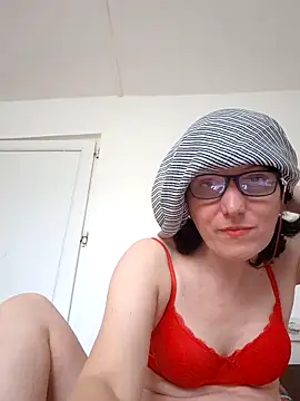 Snapshot of Vera_Elle chatting on 04/02/26, 11:50 Vera Elle online show from 04/02/26, 11:50