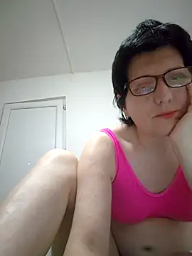 Snapshot of Vera_Elle chatting on 05/04/26, 06:44 Vera Elle online show from 05/04/26, 06:44