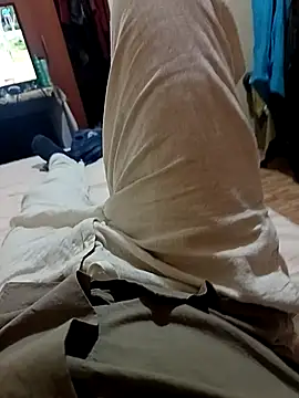 Snapshot of Hugopingonasa2024 chatting on 02/14/26, 01:39 Hugopingonasa2024 online show from 02/14/26, 01:39