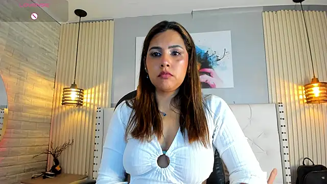 scarletbaker  online show from 04/29/26, 10:27