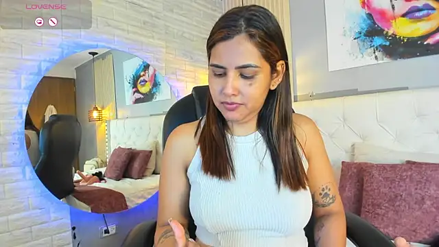 scarletbaker  online show from 03/14/26, 10:38