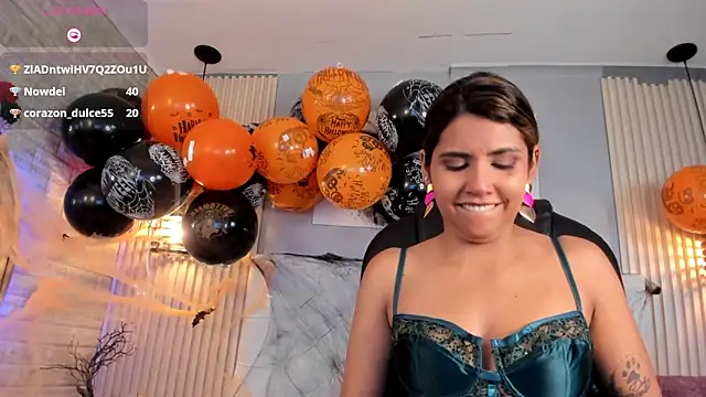 scarletbaker  online show from 10/28/25, 12:22