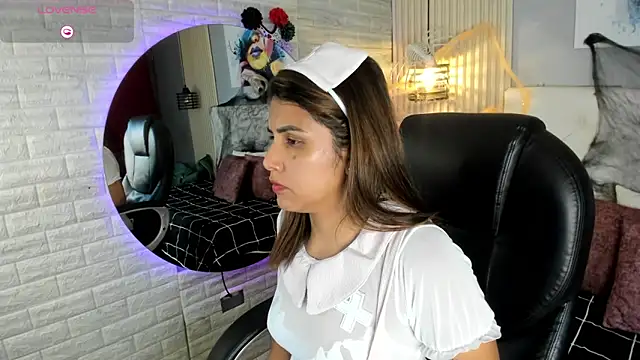 scarletbaker  online show from 10/22/25, 01:32