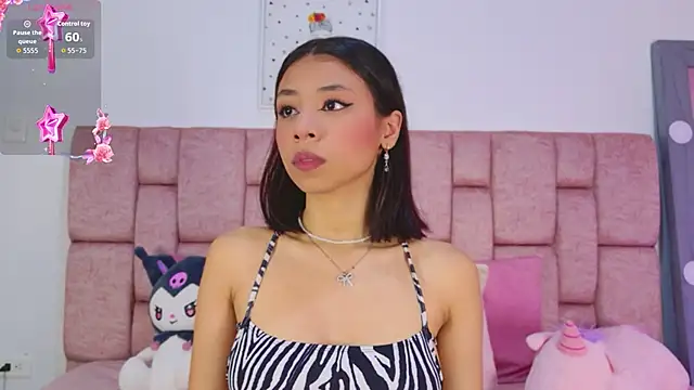 ScarlettLuxe online show from 03/23/26, 07:47