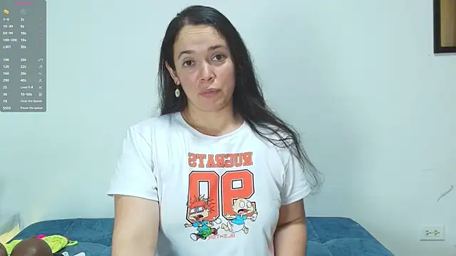 Snapshot of loreen_grey chatting on 03/31/26, 08:11 loreen grey online show from 03/31/26, 08:11