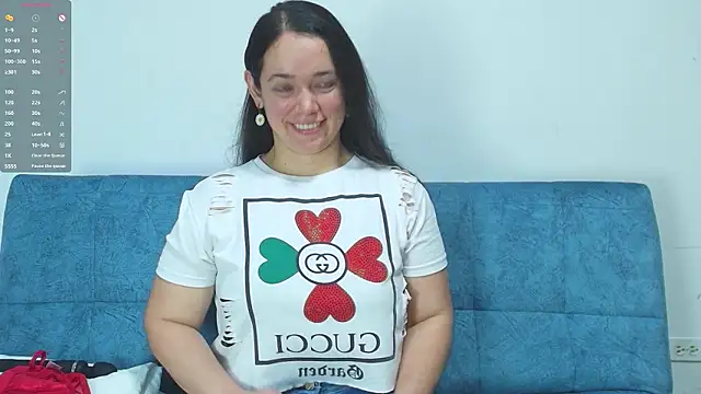 Snapshot of loreen_grey chatting on 03/27/26, 08:10 loreen grey online show from 03/27/26, 08:10