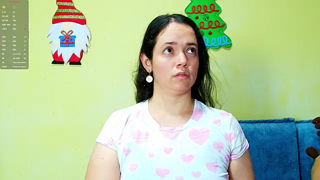 Snapshot of loreen_grey chatting on 12/17/25, 08:03 loreen grey online show from 12/17/25, 08:03