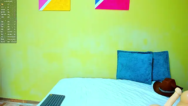 Snapshot of loreen_grey chatting on 11/19/25, 08:09 loreen grey online show from 11/19/25, 08:09