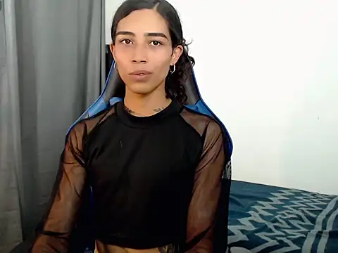 Sweet-Cris online show from 02/13/26, 06:41