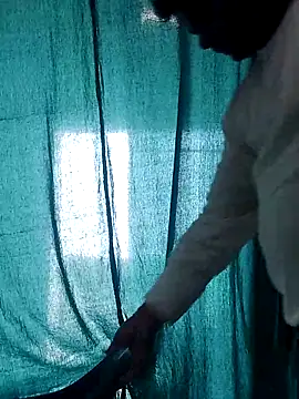 hunk28 6 online show from 11/13/25, 06:39