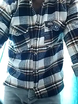 hunk28 6 online show from 11/25/25, 06:58