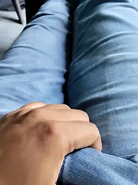 hunk28 6 online show from 10/09/25, 10:38