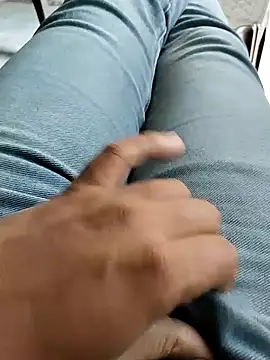 hunk28 6 online show from 10/25/25, 06:45