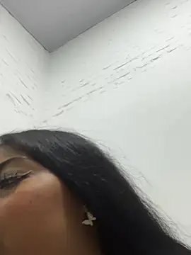Rachellcooperrr online show from 06/16/26, 07:52