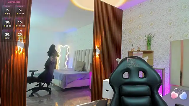 BLUE TAY1 online show from 09/25/25, 12:00