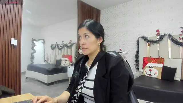 BLUE TAY1 online show from 12/14/25, 07:30