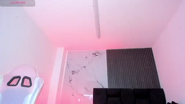 chloesagee online show from 04/09/26, 09:32