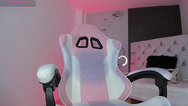 chloesagee online show from 02/05/26, 09:54