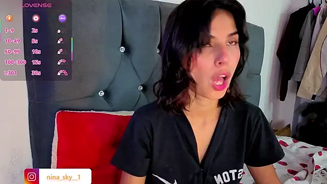 nina sky online show from 11/12/25, 08:56