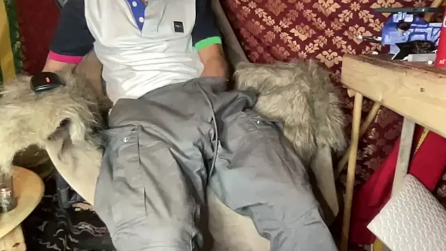 JUSTFORRICH online show from 12/14/25, 07:30