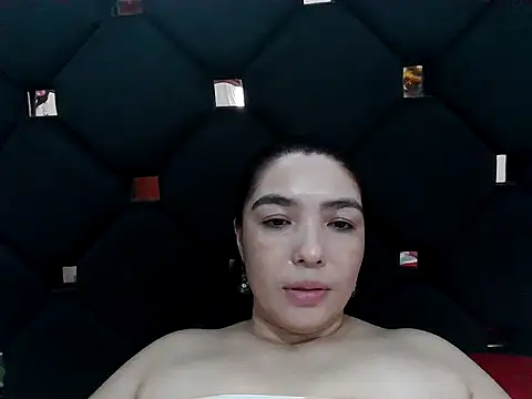 vegacristal88 online show from 10/10/25, 02:51