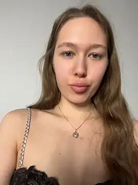 Molly Kisss online show from 05/29/26, 04:02