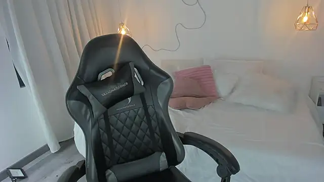 Noahcryptic online show from 11/04/25, 06:28