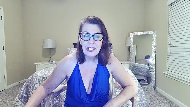 Snapshot of HotTxGilfMaggie chatting on 11/04/25, 03:10 HotTxGilfMaggie online show from 11/04/25, 03:10