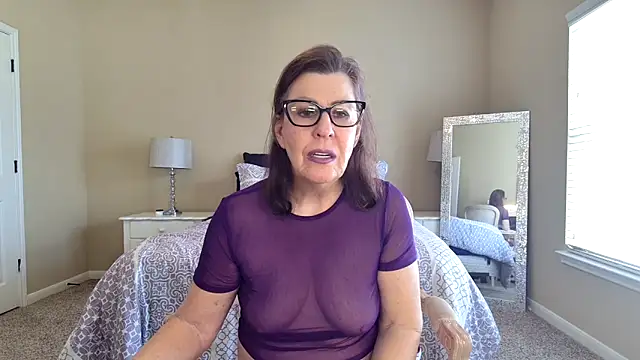 Snapshot of HotTxGilfMaggie chatting on 11/07/25, 04:33 HotTxGilfMaggie online show from 11/07/25, 04:33