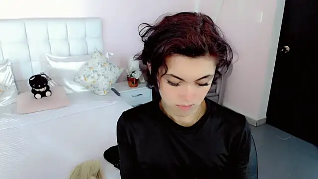 nathalialoes1 online show from 11/29/25, 06:52