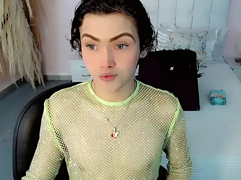 nathalialoes1 online show from 10/06/25, 07:03