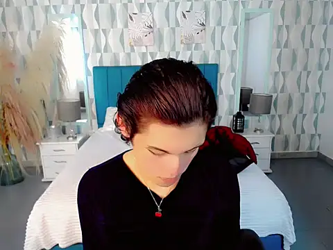 nathalialoes1 online show from 11/05/25, 07:17