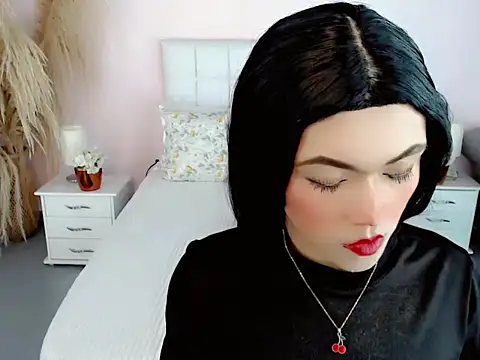 nathalialoes1 online show from 11/18/25, 09:51