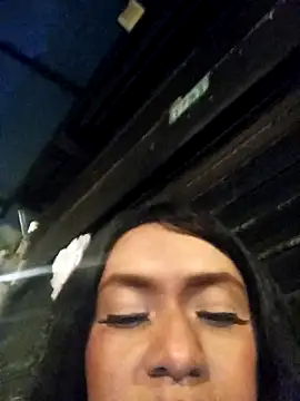 nathalialoes1 online show from 11/25/25, 08:14