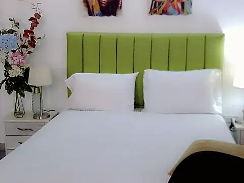 nathalialoes1 online show from 09/25/25, 04:24