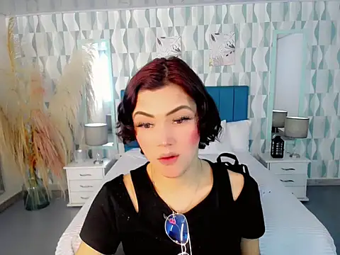 nathalialoes1 online show from 11/13/25, 07:07