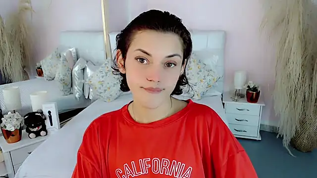 nathalialoes1 online show from 12/14/25, 06:13