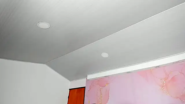 milk candy18 online show from 11/04/25, 10:41