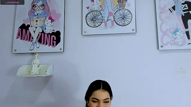 milk candy18 online show from 11/13/25, 10:52